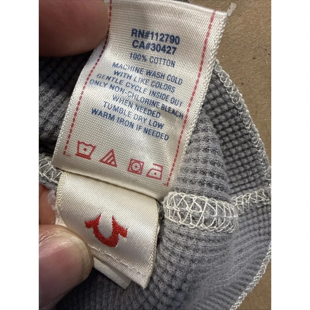true religion‎ thermal Size XL, Gray, Logo Down Sleeve